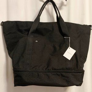 Lo & Sons The Catalina Deluxe Onyx Recycled Poly